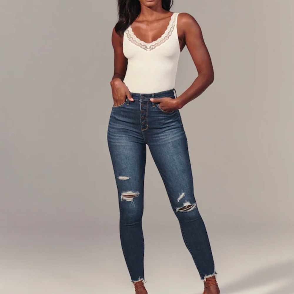 ABERCROMBIE CURVE LOVE SKINNY JEANS
